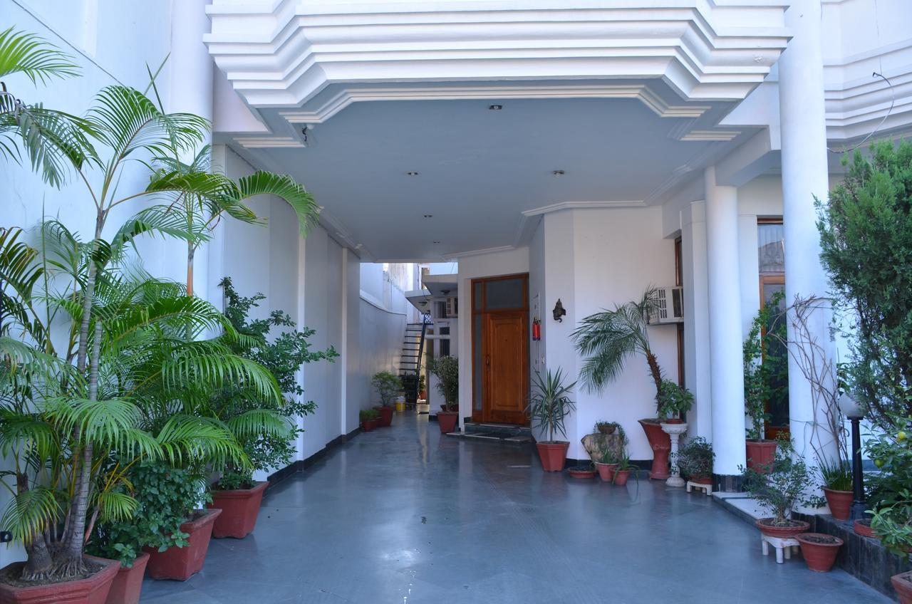 Sandy'S Homestay Jammu Extérieur photo