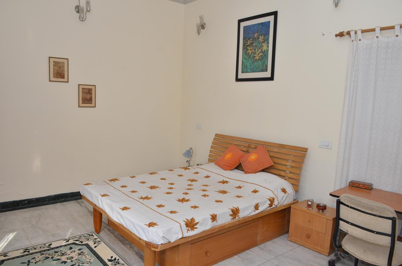 Sandy'S Homestay Jammu Extérieur photo