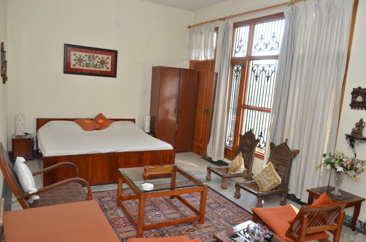 Sandy'S Homestay Jammu Extérieur photo